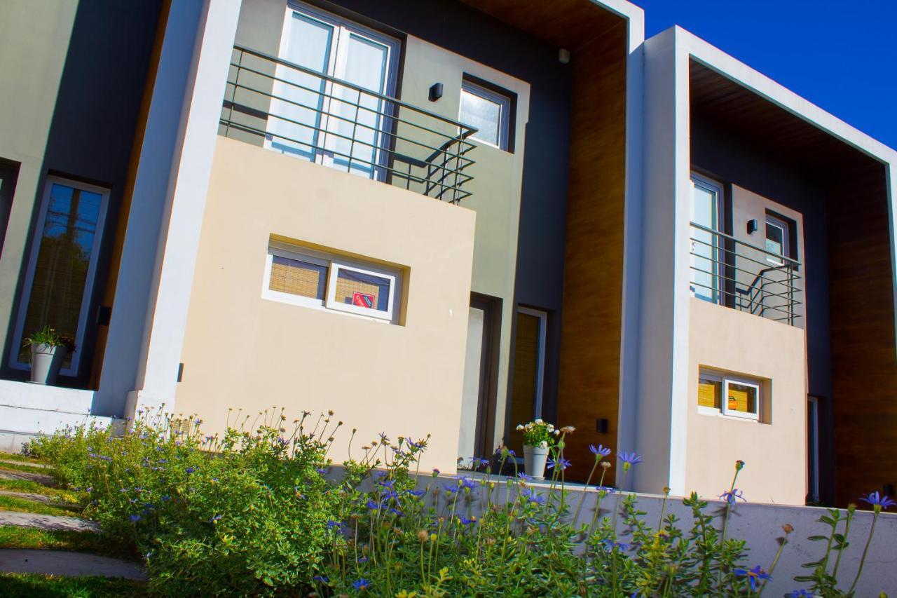 Ananda Apart Tandil - Dptos En Alquiler Temporario Exterior foto